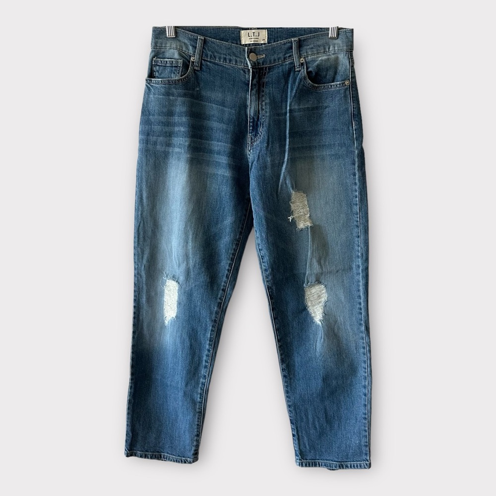 L.T.J Letter to Juliet • Distressed Straight Leg Jeans